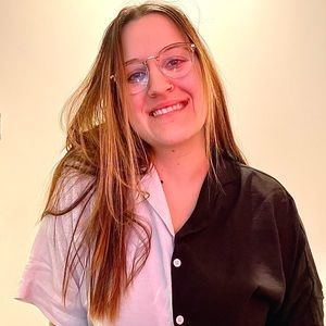 Meet your Posher, Célia